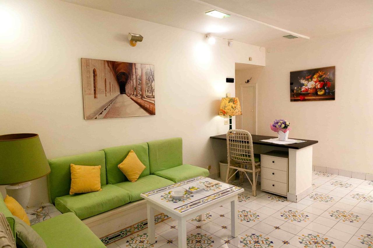 那不勒斯Casa Vacanze Belledonne公寓 外观 照片